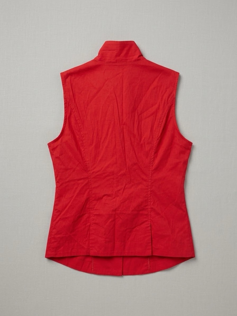 le chateau Red Sleeveless Button-Front Blouse with Shawl Collar - Picture 2 of 4